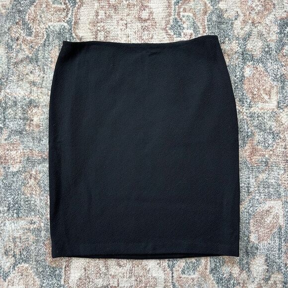 St. John Caviar Women's Skirt Knitted Side Zip Black Size 12 Wool Boucle Tweed - Picture 1 of 8